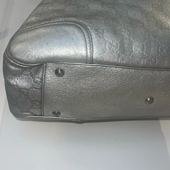 Authentic Gucci Purse Guccissima Leather Metallic Silver - Picture 6 of 13